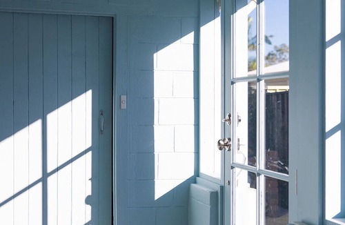 Ettalong Beach House | The Special House - Moments to the water