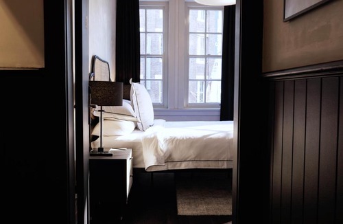 Darlinghurst Hotel | The Strand Hotel