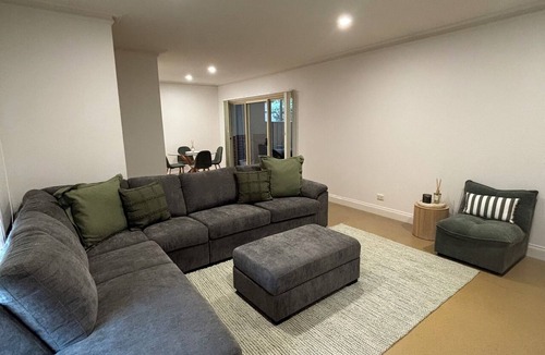Echuca House | The Terrace. Bright & Comfortable 2BR Unit - Prime Echuca Location