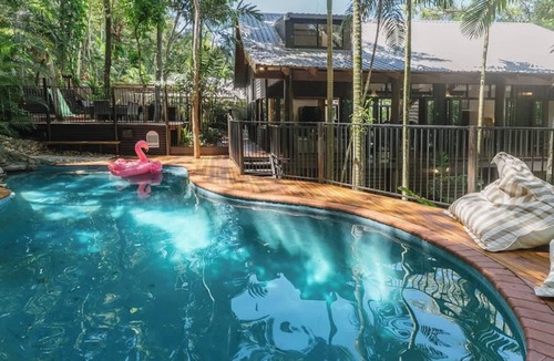 Smithfield House | The Treehouse - Rainforest Home - Pool