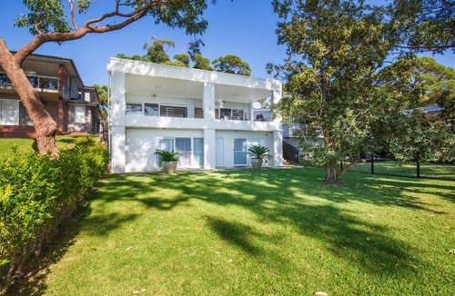 Vincentia House | The White House Jervis Bay