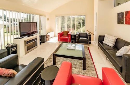 Sandy Point House | The White House Stay 3 Pay 2 Winter Special