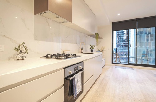 Melbourne Central Business District Apartment | This apartment is a 1 bedroom(s), 1 bathrooms, located in Melbourne, VIC.