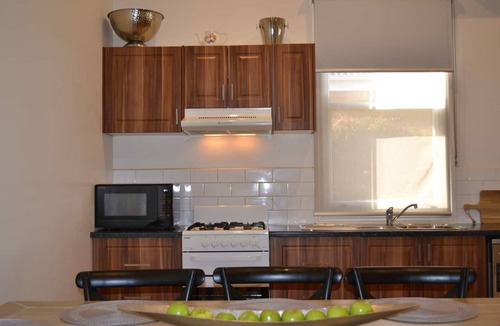 Ballarat East House | This house is a 3 bedroom(s), 1.5 bathrooms, located in Ballarat East, VIC.