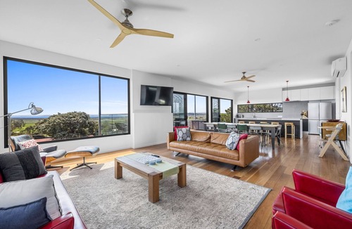 Venus Bay House | This w/end $962. Walk to beach and shops. Wifi. Dedicated games room.