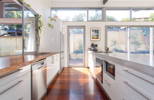 Beaconsfield House | Three bedroom in Australia, Beaconsfield