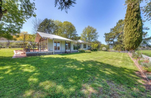 Porepunkah House | Three Pines on Grange