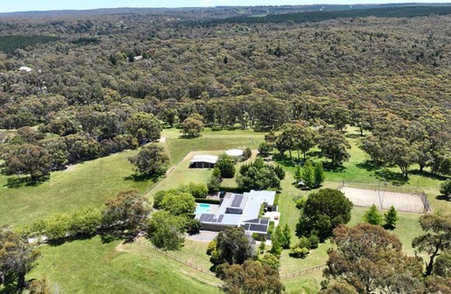 Mount Macedon House | Thule Country Estate - Private Architect-Designed Farm Estate, 6 Bedrooms, Sleeps 12