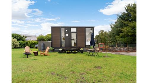 Lake Charm House | Tiny Charm by Tiny Away