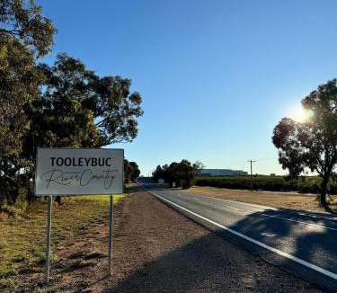 Tooleybuc Hotel | Tooleybuc Motel