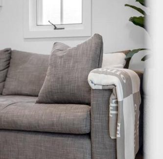 Long Jetty House | Toowoon Bay - Tranquil Couples Retreat - EV Powerpoint