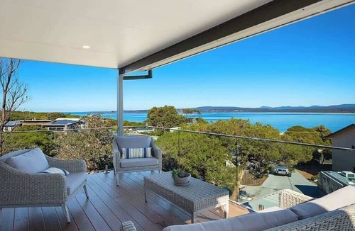 Merimbula House | Top of Cliff