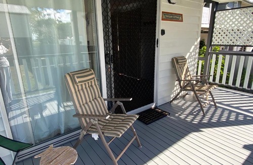 Torquay House | Torquay Cottage