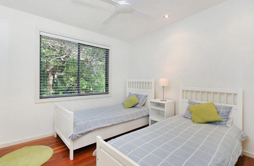 Killcare House | 'Tranquil Beachside Escape' by HolidayCo