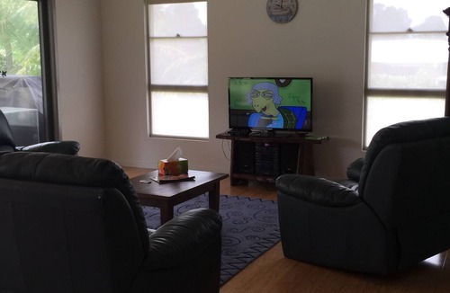 Coomba Park House | Tranquil Lakeside Getaway @ Coomba Park