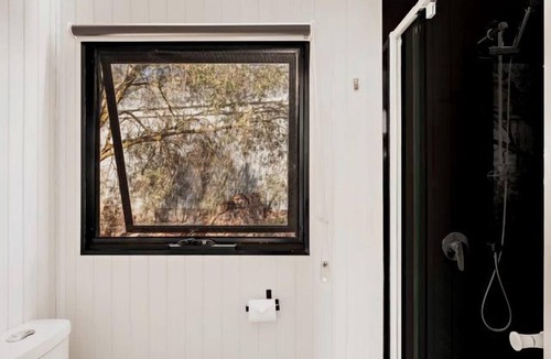 Wangoom Cabin | Tranquil Tiny House Near the Coast in Wangoom, Victoria