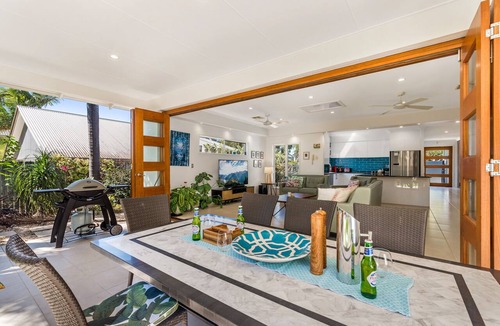 Noosaville House | Treasure Cove 6