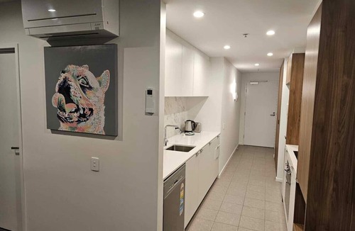 Phillip Apartment | Tucked Away on the Tenth Floor @Woden