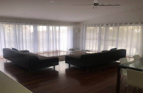 Tura Beach House | Turaroo