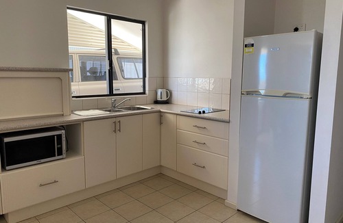 Denham House | Two-storey Home With Breathtaking Views of This World Heritage Area