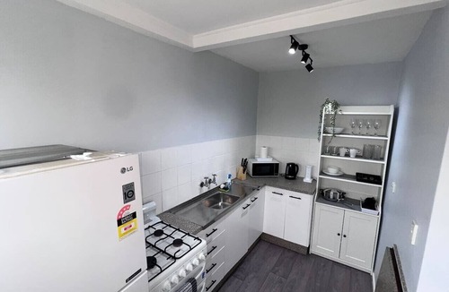 Norman Park Apartment | u2-Cute Fresh Unit|Quiet Centre|NewAC|SmartTV