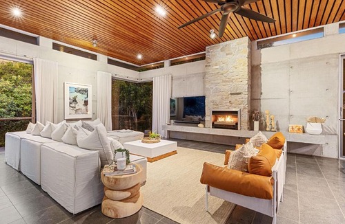Kingscliff House | Ultimate Beachfront Escape with Pool