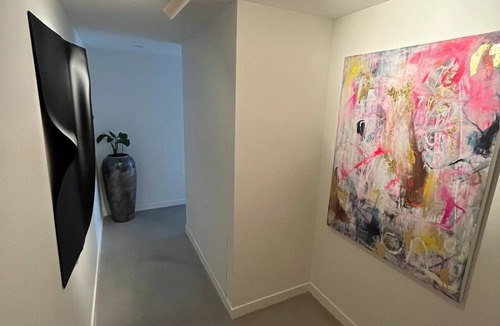Prahran Apartment | Ultra Chic New York-Style loft - Central Chapel St