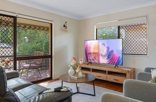 Robertson House | Unbeatable Value | Group/Family | Roomy/Convenient