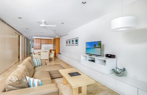 Rainbow Beach House | Unit 8 Plantation Resort Rainbow Beach
