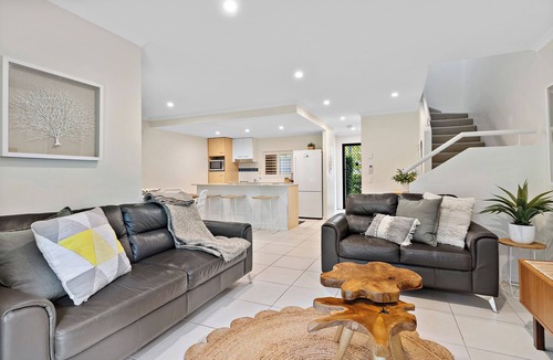 Noosaville Apartment | Unit 96 - Tropical Retreat in 2 Bedroom Townhouse 4* Resort