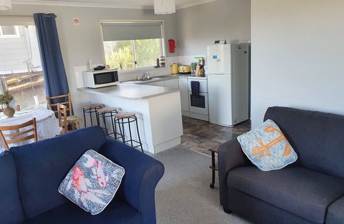 Aldinga Beach Cabin | Unwind at Aldinga Beach