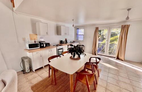 Waterloo Apartment | Upper Chapel