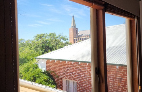 Bunbury Apartment | Upstairs loft in heart of Bunbury's CBD