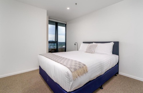 Phillip Apartment | Urban Apt in Phillip 9mins to Canberra Hospital - Hosted by Canstay