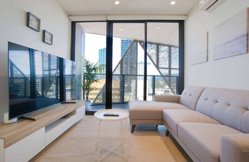 Adelaide Central Business District Apartment | Urban Elegance - 2BR Apt with Beautiful City Views