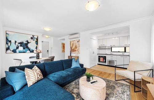 Perth Central Business District Apartment | Urban Escape 2BR Wifi Parking