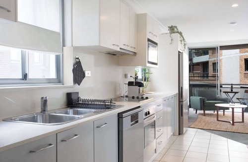 Kings Cross Apartment | Urban Oasis 2BR with Huge Deck & Secure Parking