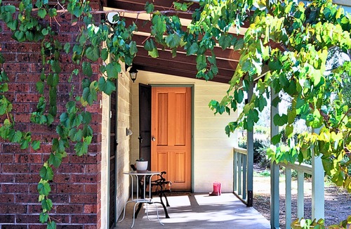 Altona House | UzuriBarossa, Tranquil guesthouse retreat in Lyndoch, Barossa Valley