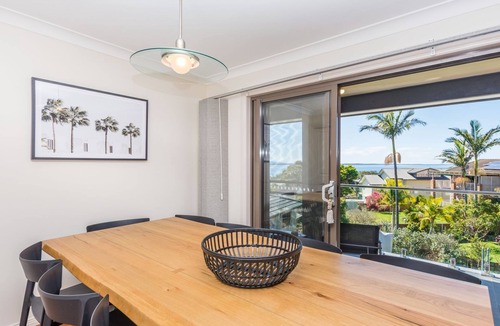 Vincentia House | Vacanza Vincentia Views by Experience Jervis Bay
