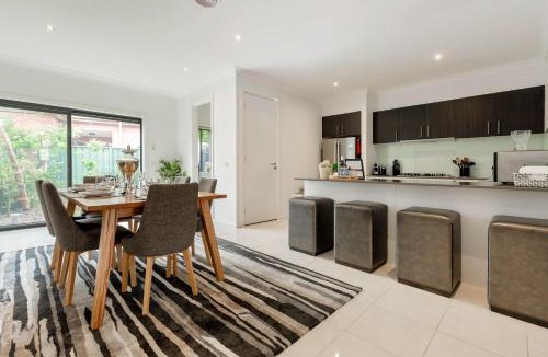 Flemington House | VAQUAY Contempo In Flemington