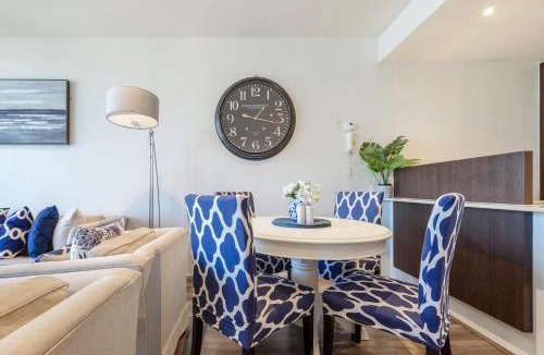 Docklands House | VAQUAY Glamptons In Docklands