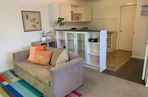 Yass Apartment | Very Comfortable Granny Flat