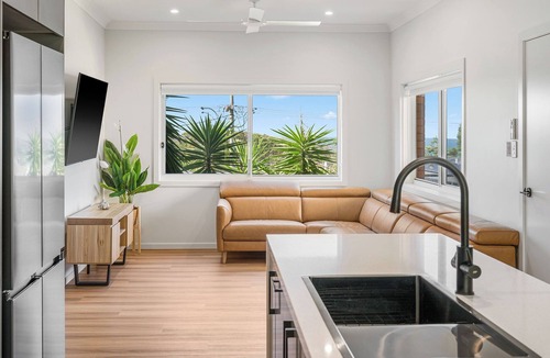 Bonny Hills House | Views of Rainbow Beach 100m to beach