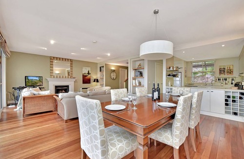 Pokolbin House | Villa 3br Gruner Veltliner located within Cypress Lakes Resort
