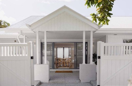 Warana House | Villa Flores - Kawana Island