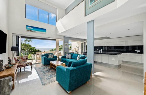 Coolum Beach Villa | Villa Mariposa