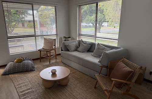 Quindalup Villa | Villa Quindy - ideally located a short 2 minute stroll to Quindalup bay beach.