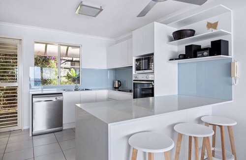 Coolum Beach Villa | Villa Seascapes