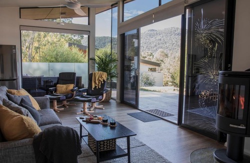 Halls Gap Villa | Villa View