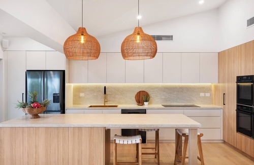Vincentia House | VUE: Spectacular luxury, designer home with panoramic Jervis Bay ocean views